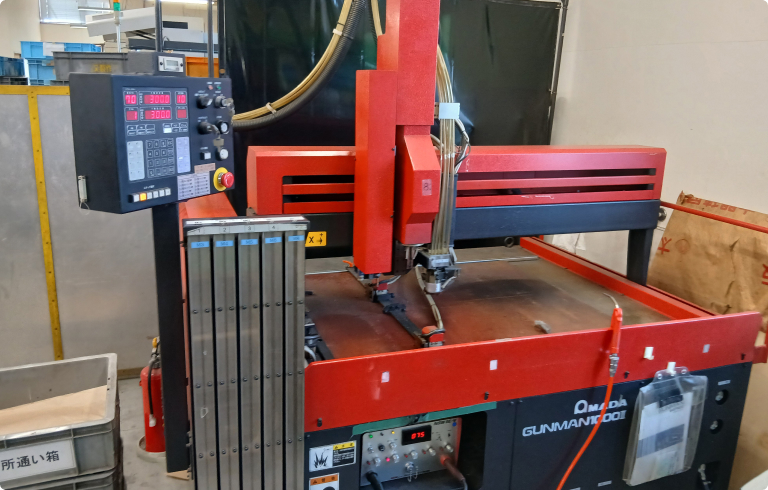 AMNC搭載 NCスタッド溶接機